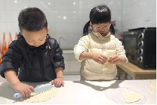 20231115【生活燕幼&middot;园区动态】小小时光，岁岁成长——十一月“小桃子”生日会_html_16dc73c.png