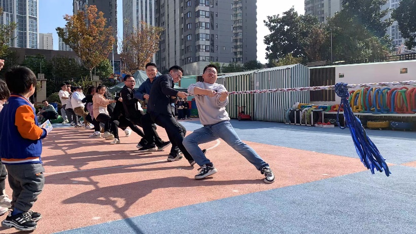20231122运动会活动_html_m40d46abc.jpg