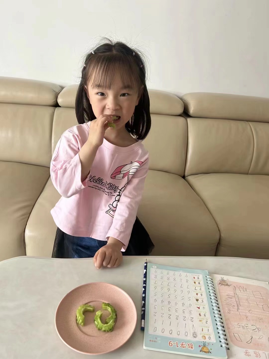 小五班小满节气新闻稿_html_m59f2fa35.jpg