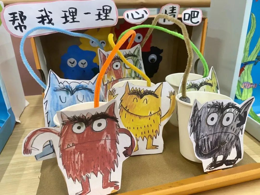 20230505 【生活燕幼·园区动态】燕鸣苑分园：巧手显万象 创意展风采——亲子手工制作评比活动_html_m5920cfb8.jpg