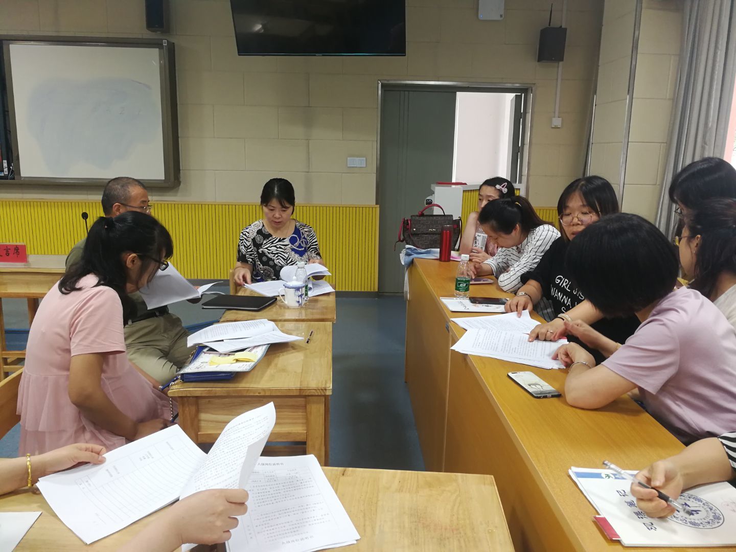附中仙小成功召开五届二次职代会_html_314e49e4.jpg