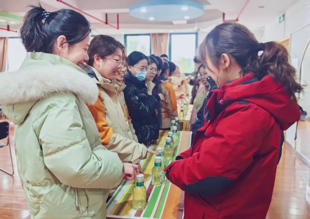 临时_html_4978a783.jpg