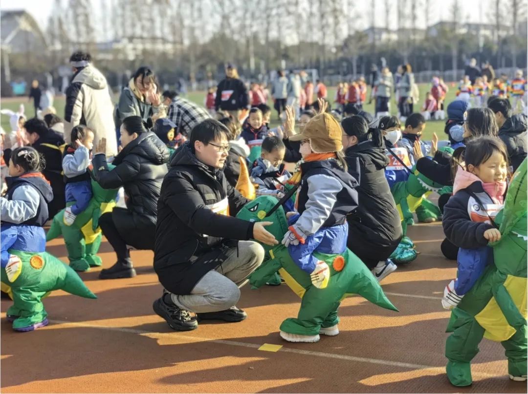 临时_html_1cf3477a.jpg