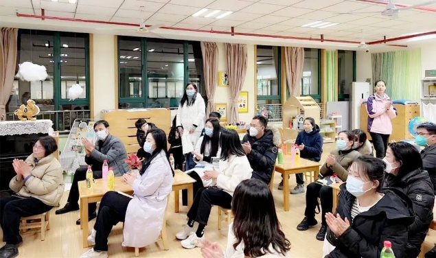 家长会新闻稿(1)_html_26bc5c32.jpg