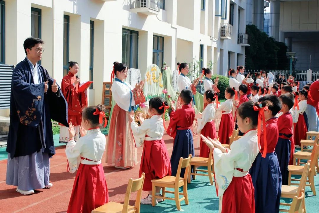 临时_html_m32d41615.jpg
