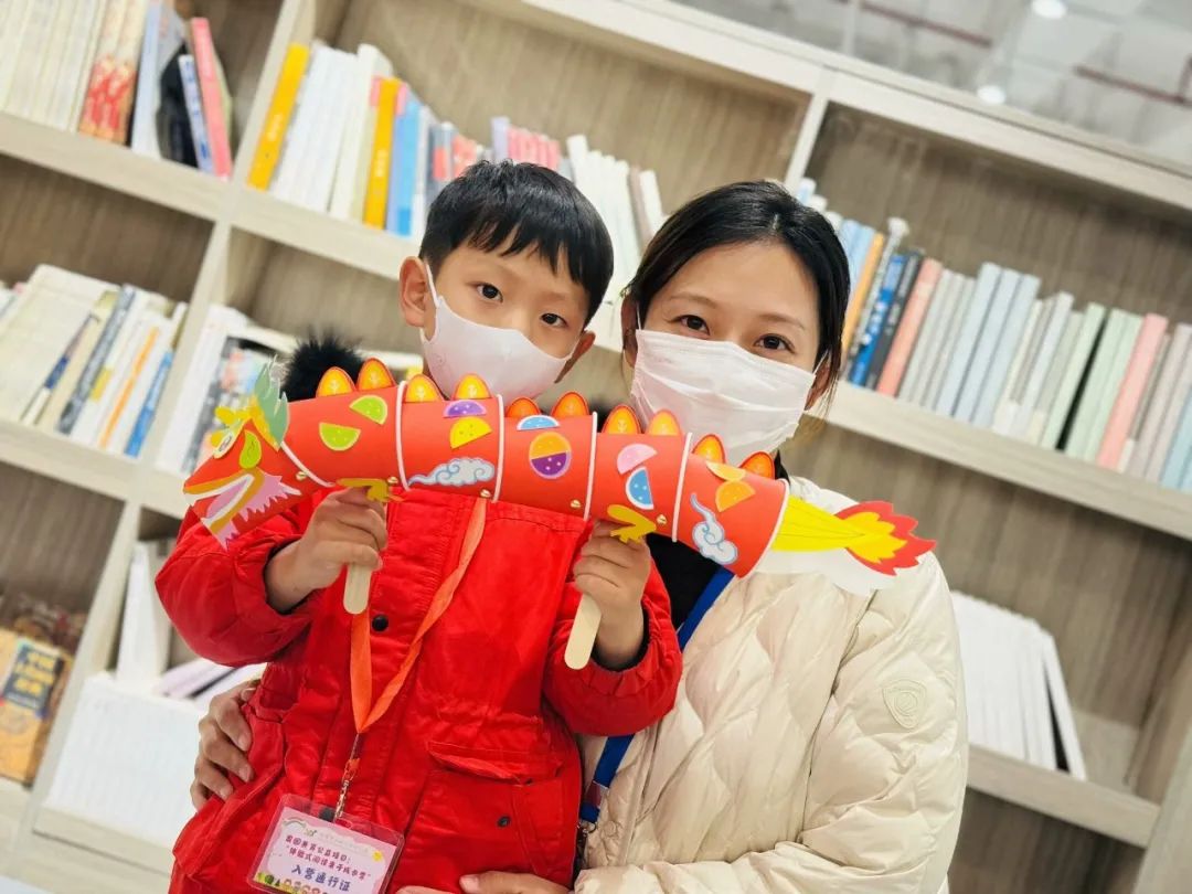 临时_html_65a2b074.jpg