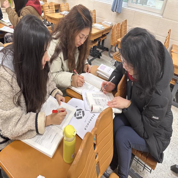 青秀城小学数学组集体备课202502_html_7dbbc751.jpg
