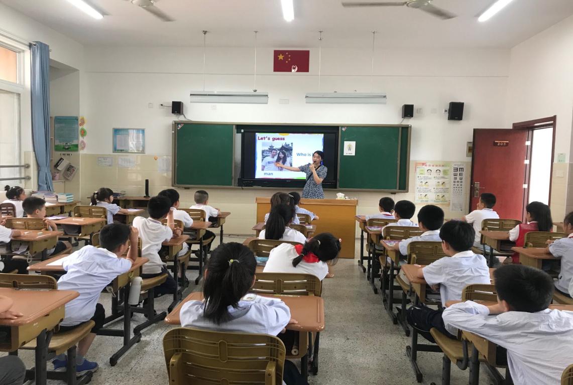 【大爱青秀】以生为本，回归课堂