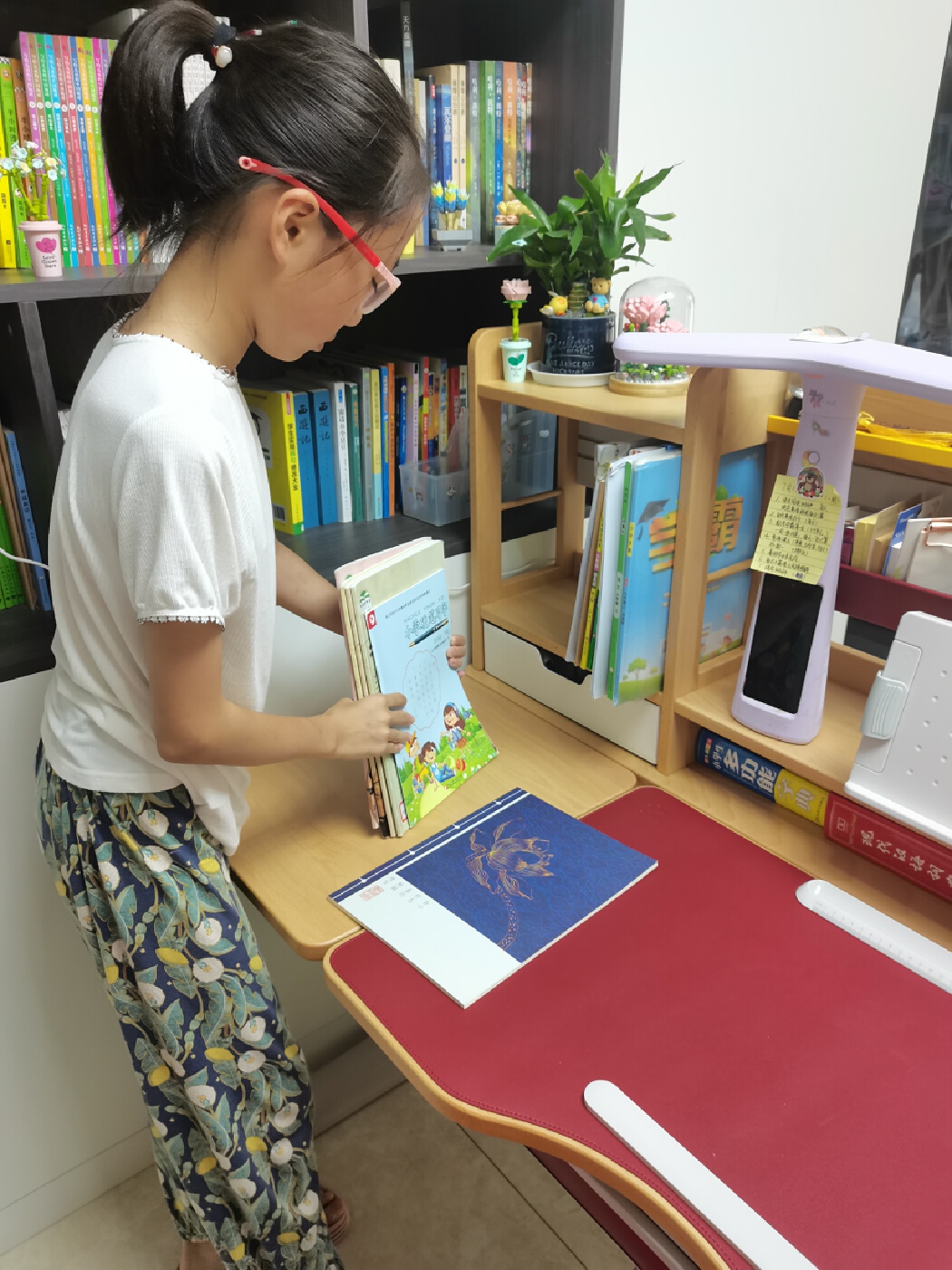 朱  婕-2023.8.28【大爱青秀&middot;少先队】劳动砺心智  实践促成长————记“沉浸式”家庭生活“陪伴”课程之暑期劳动月实践_html_7aec36f0.jpg