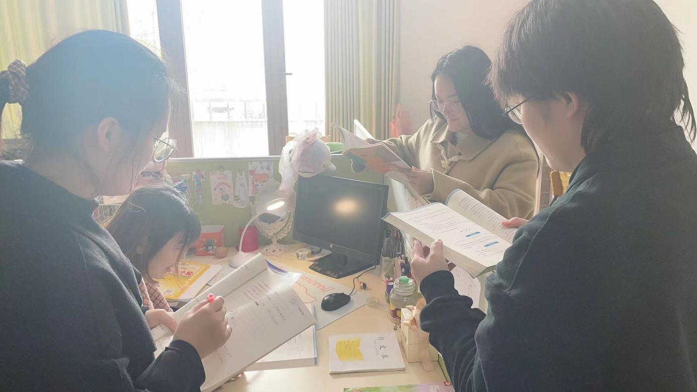 集体备课新闻稿3.31_html_m5d12e5f2.jpg