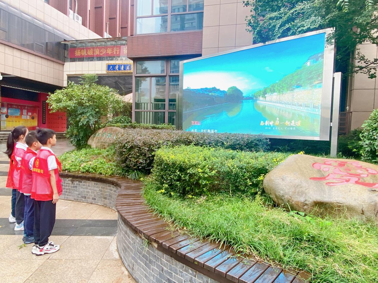 2024.10.15-黄若萱【大爱青秀&middot;德育】国庆活动精彩纷呈，爱国情怀满校园_html_16123bd0.jpg