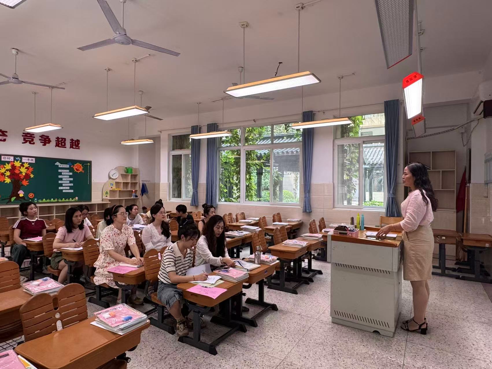 8.30数学集体备课新闻稿_html_m2b60cf83.jpg