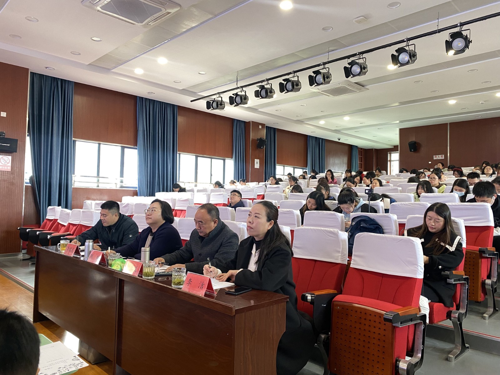 图2.jpg