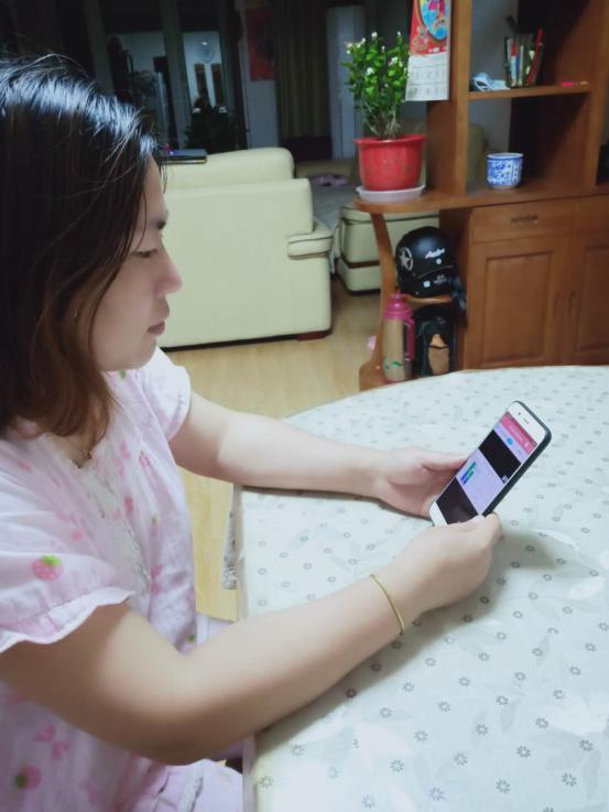 如何帮助孩子学会情绪调节和压力管理_html_7006c7c5.jpg