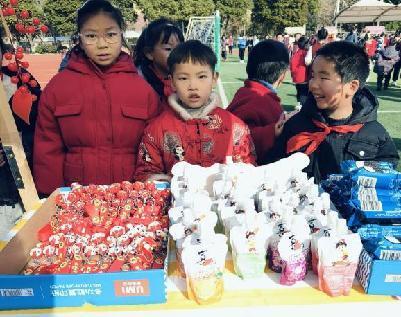 20241230南湾营小学元旦_html_m5a672301.jpg