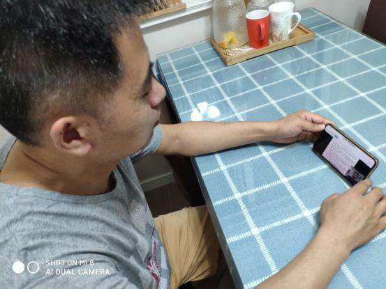 如何帮助孩子应对考试焦虑_html_56c38dbb.jpg