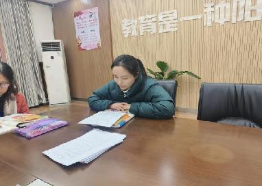 20250304语文组校本研修报道_html_470e5e35.jpg