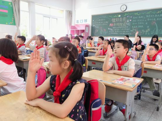 开心游乐场 玩中习知识_html_5f31cc8f.jpg