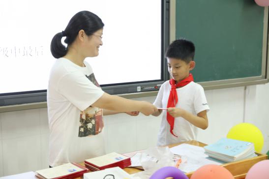 感恩成长   未来可期_html_m78dc9d66.jpg
