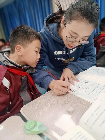 新闻稿语文_html_2dba8f0c.jpg