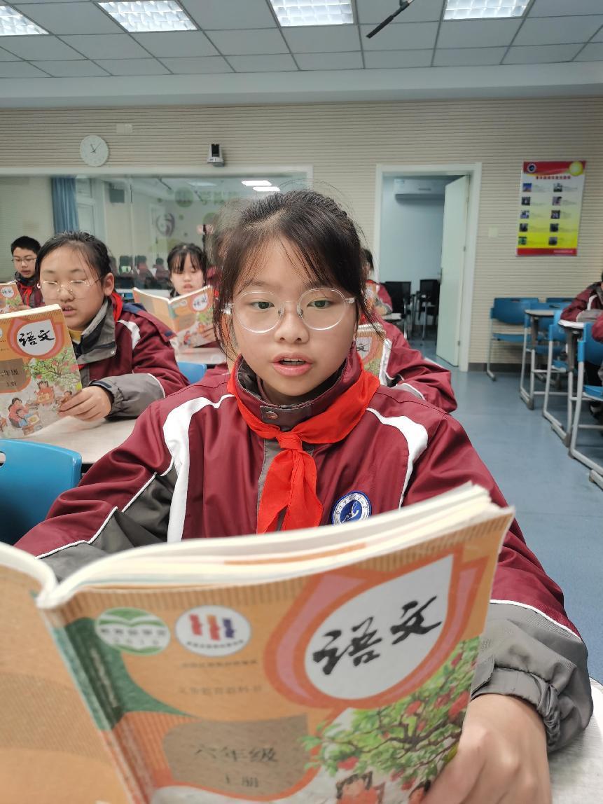 20221129语文组陈谐童学课堂第372期（王晶晶写）_html_2ae232c9.jpg