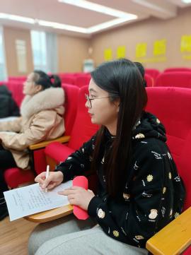 20221207语文大组教研报道_html_2c27da4c.jpg