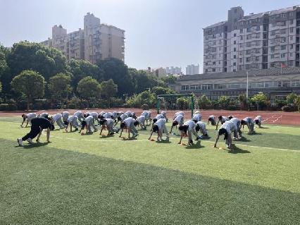 活力起跑，绽放青春——南京市南湾营小学童学课堂系列研究课第513期_html_1691957.jpg