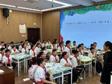 20250507周悦童学课堂报道_html_m6ac62ce8.jpg