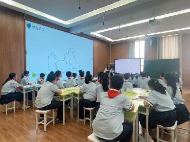 20240604展生活创意  品数学魅力报道_html_4cd86ca5.jpg