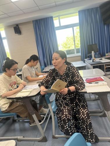 20240529数学校本研修报道_html_me1174f7.jpg