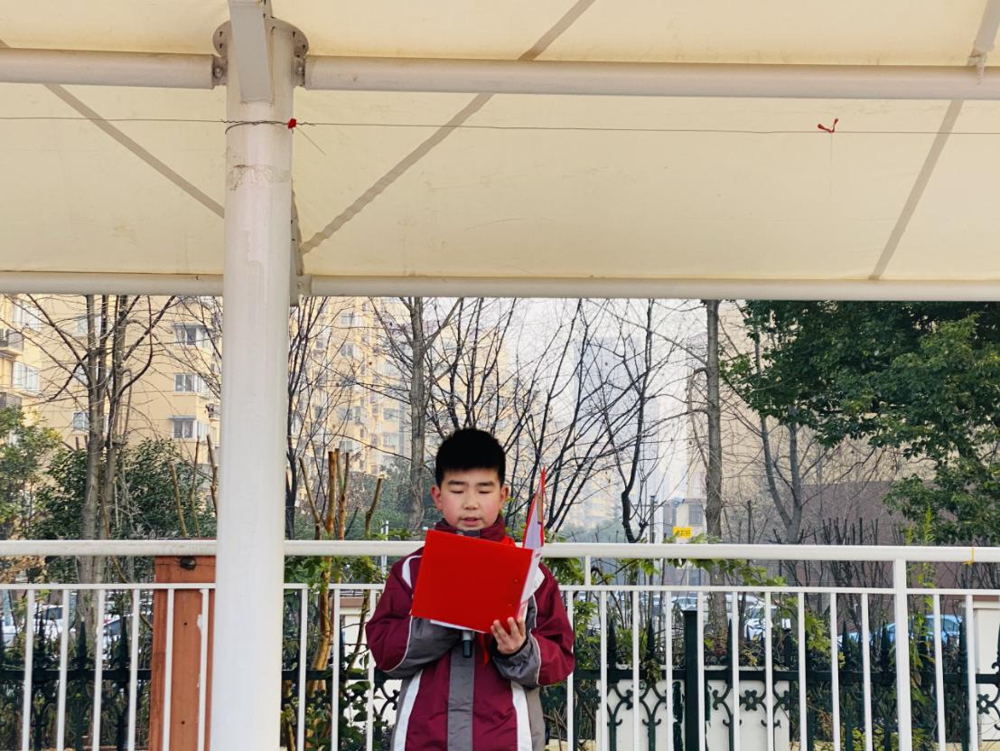 迎元旦  展新年新闻稿_html_3ffcce09.jpg