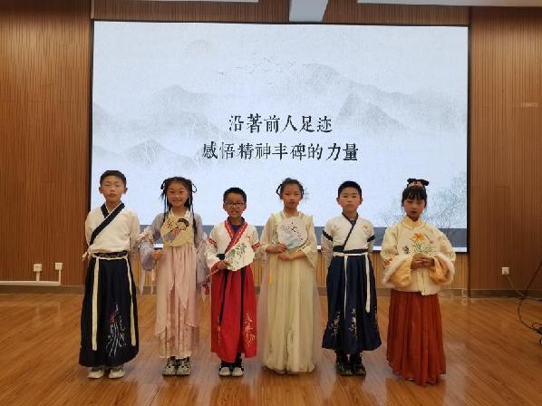 源远流长话汉字报道_html_6afef649.jpg