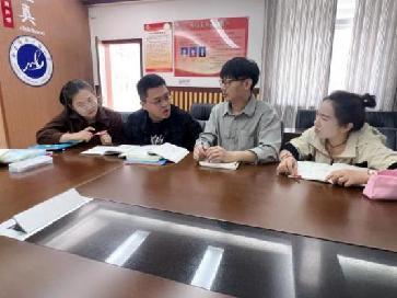 20231018数学组校本教研报道_html_m494035eb.jpg
