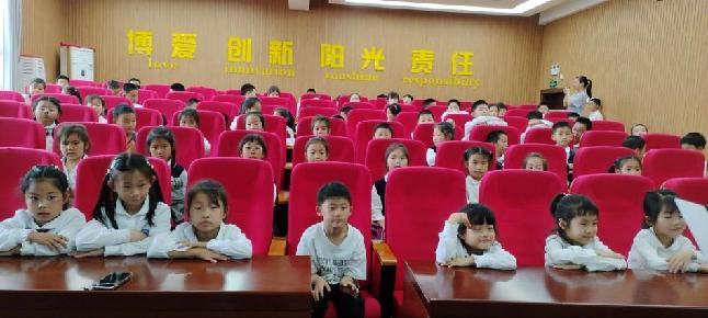20250518“查”找快乐 “典”燃汉字第七届汉字文化节活动报道（张思敏写）_html_362a37c5.jpg