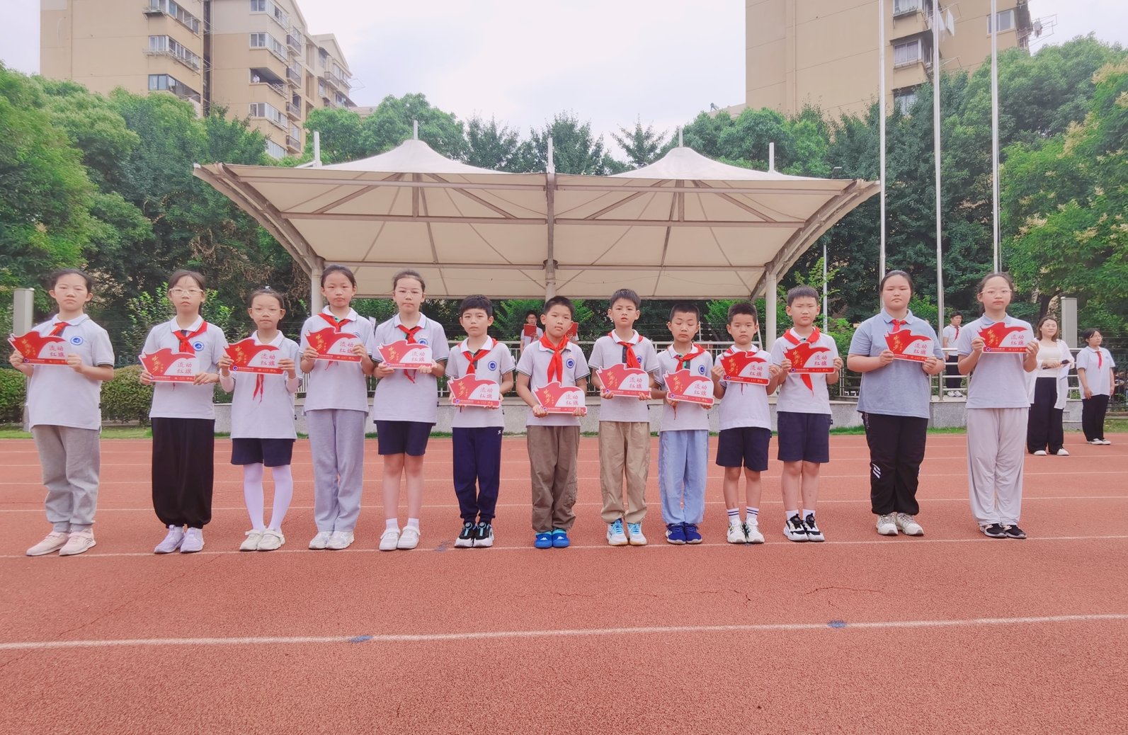 20240617文明班级通讯稿_html_6f2064a1.jpg