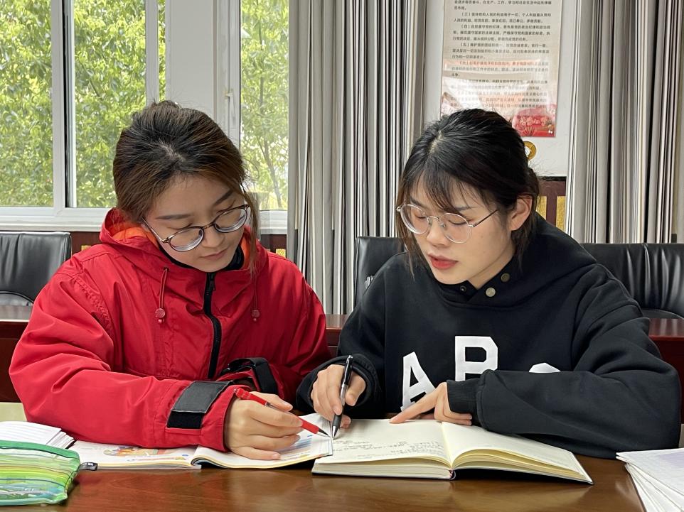 基于评价标准 聚焦课堂教学 英语集体备课（71）_html_m30fd4750.jpg