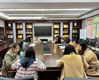 20230328语文组教研报道_html_4a1bd3a7.jpg