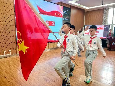 20250926大队委改选_html_4f45cd6.jpg
