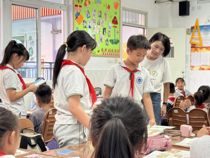 20251010南湾营小学“童学课堂”系列研究课第525期_html_m3f8e8598.jpg