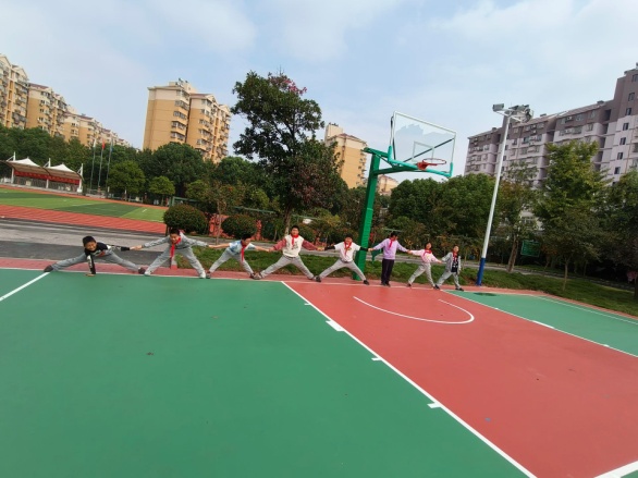 20241024综合实践活动测量面积新闻稿_html_4928bcb5.jpg