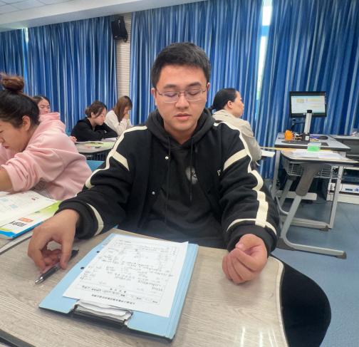 20241030数学组校本教研报道_html_m686112d1.jpg