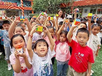 童真少年启新程 乐学创行向未来新闻稿_html_m8b17f0a.jpg