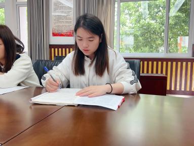 20230524数学组校本教研报道_html_m26dac4ed.jpg