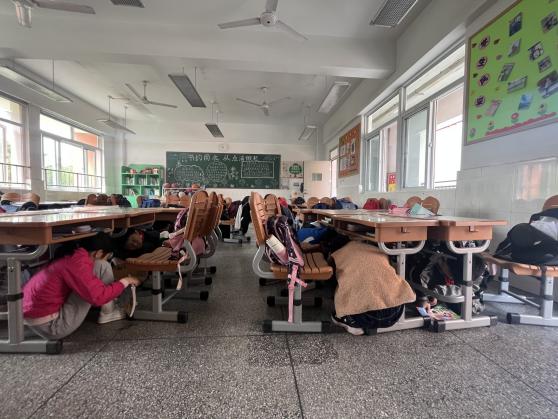 20230511地震演习活动报道_html_m756bde91.jpg