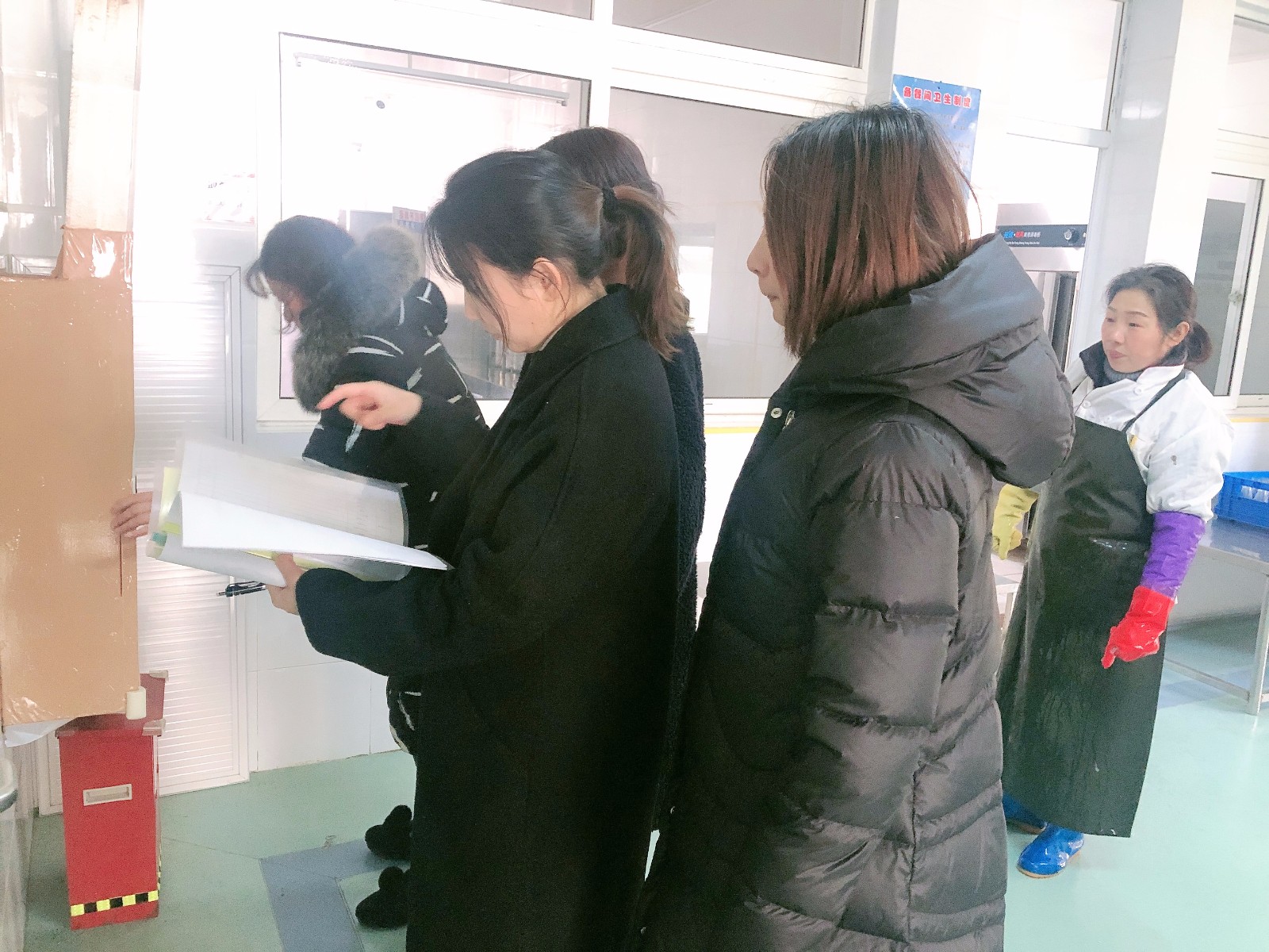 【枫香栖幼】（安全第一）排除安全隐患 做好节前检查 ——栖幼红枫园安全小组对元旦节前安全大检查