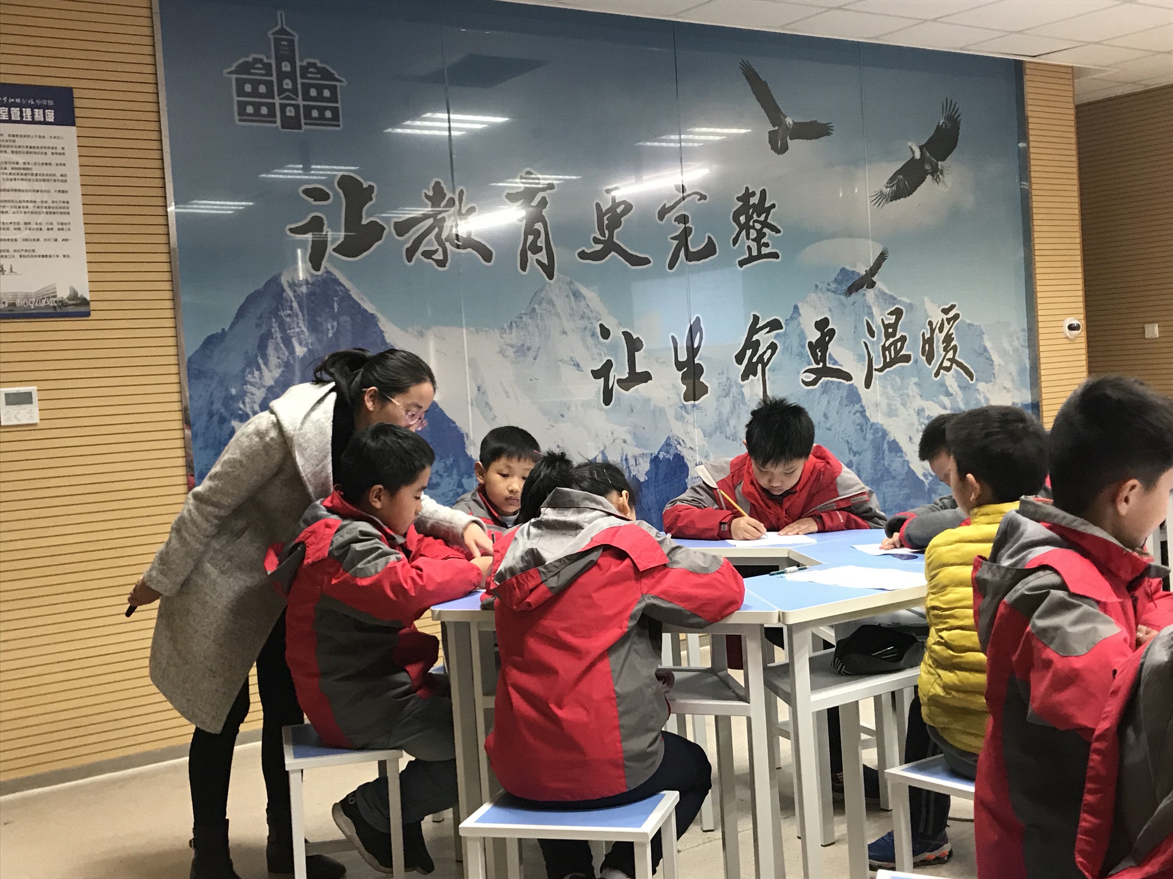 【桂山夜话】湖畔弘毅·优秀党员（2）_html_748dd070.jpg