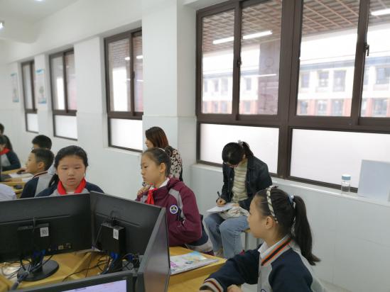 信息组10.12_html_716f9df3.jpg