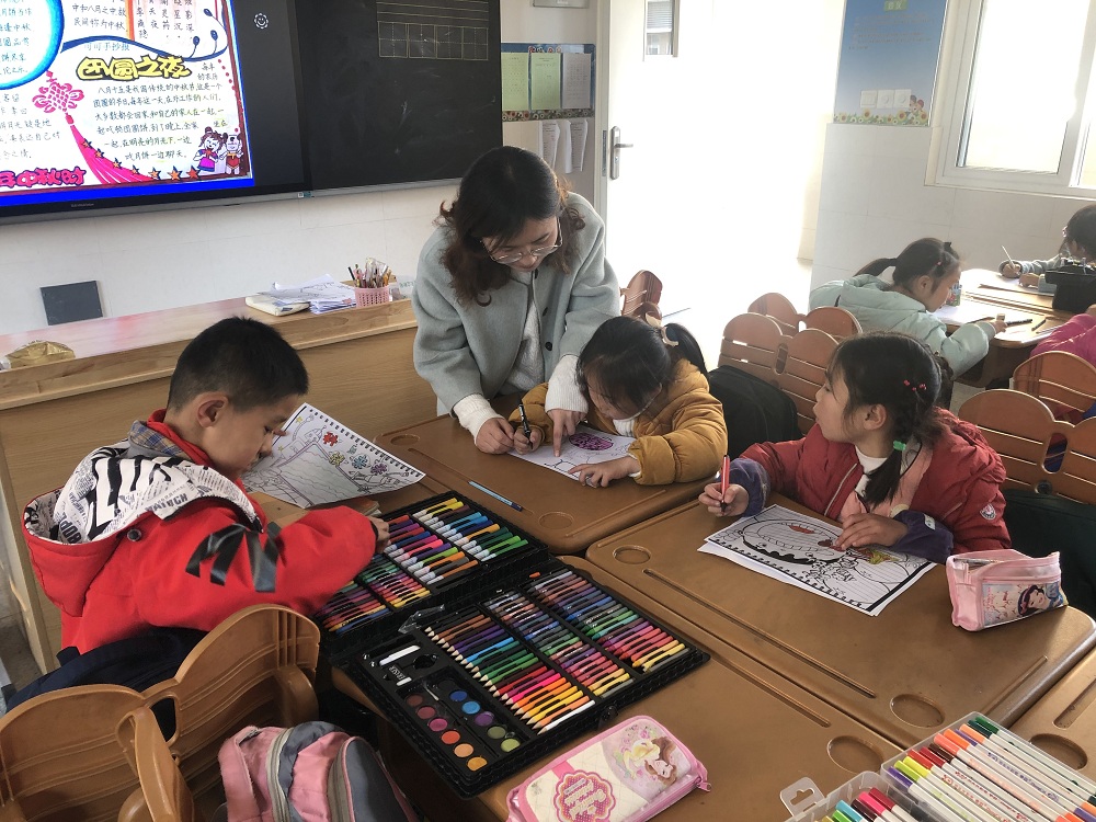 【花港一小】多彩社团 缤纷童年（十三）——花港一小特色社团之手抄报社团