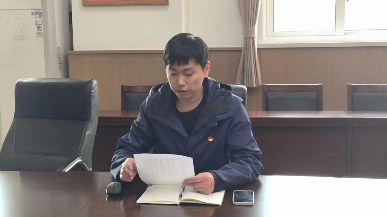 臻美花中 崇文教学--期中质量分析会_html_6e8d8754.jpg