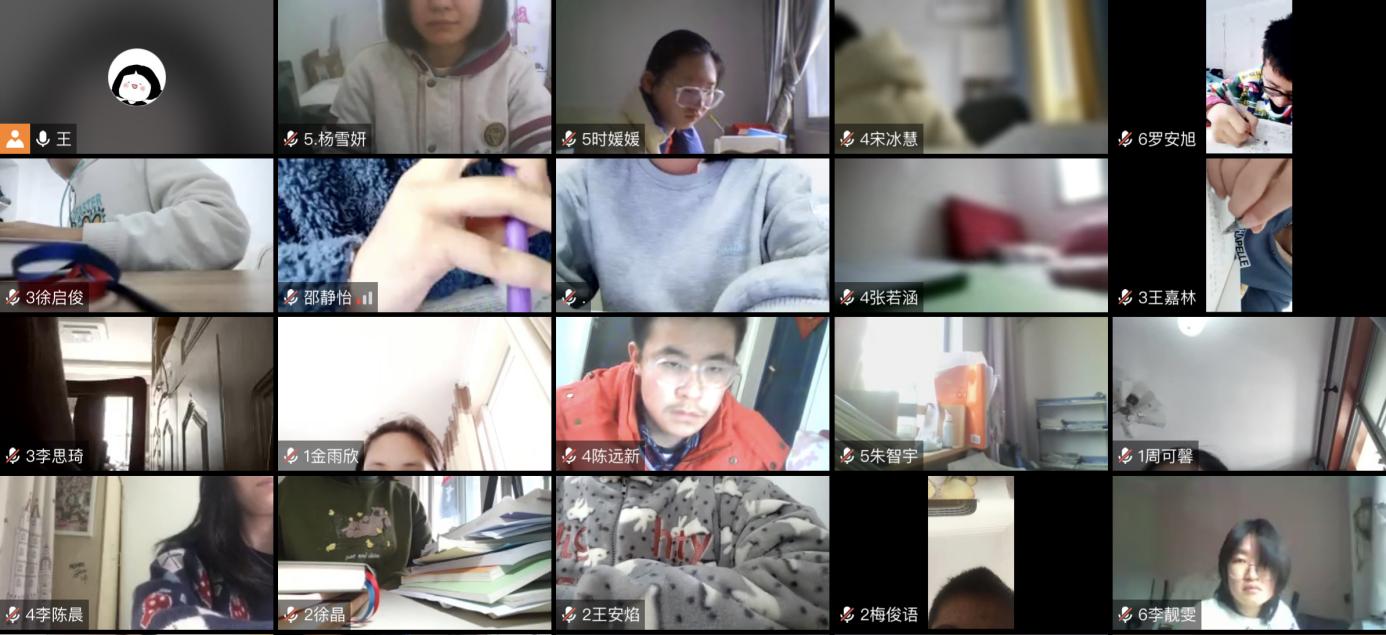 2022.4.2云翳散去，花下相约——南京一中马群分校即将复课_html_m398062d5.jpg